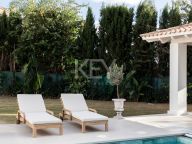 Villa en venta en Los Arqueros, Benahavis