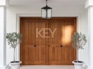 Villa en venta en Los Arqueros, Benahavis