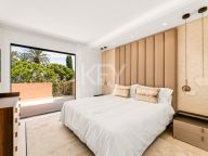 Town House for sale in Beach Side New Golden Mile, Estepona
