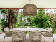 Town House for sale in Beach Side New Golden Mile, Estepona