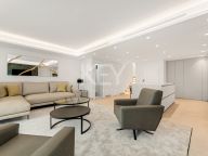 Town House for sale in Beach Side New Golden Mile, Estepona