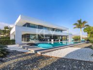 Villa en venta en Los Flamingos, Benahavis