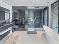 Villa en venta en Los Flamingos, Benahavis