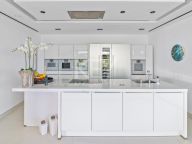 Villa en venta en Los Flamingos, Benahavis