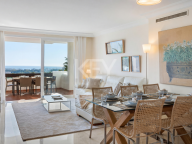 Apartment for rent in Lomas del Marqués, Benahavis