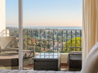 Apartment for rent in Lomas del Marqués, Benahavis