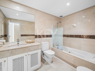 Apartment for rent in Lomas del Marqués, Benahavis