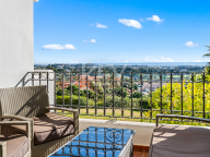 Apartment for rent in Lomas del Marqués, Benahavis