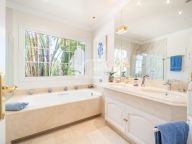 Villa for sale in La Zagaleta, Benahavis