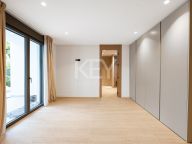 Villa for sale in El Rosario, Marbella East