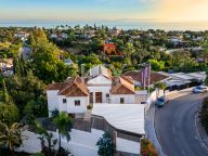 Villa for sale in El Rosario, Marbella East