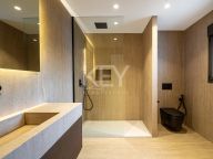 Villa for sale in El Rosario, Marbella East