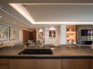 Apartment for sale in Aloha Park, Nueva Andalucia