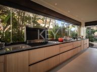 Apartment for sale in Aloha Park, Nueva Andalucia