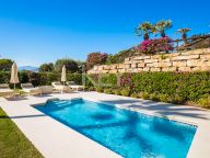 Apartment for sale in Aloha Park, Nueva Andalucia