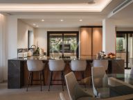 Apartment for sale in Aloha Park, Nueva Andalucia