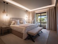 Apartment for sale in Aloha Park, Nueva Andalucia