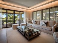 Apartment for sale in Aloha Park, Nueva Andalucia
