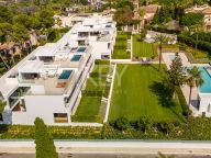 Semi Detached Villa for sale in Atalaya de Rio Verde, Nueva Andalucia