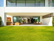 Semi Detached Villa for sale in Atalaya de Rio Verde, Nueva Andalucia