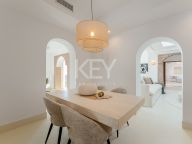Villa for sale in El Madroñal, Benahavis