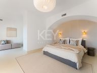 Villa for sale in El Madroñal, Benahavis