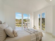 Villa for sale in El Madroñal, Benahavis