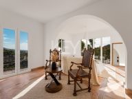 Villa for sale in El Madroñal, Benahavis