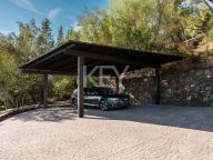 Villa for sale in El Madroñal, Benahavis