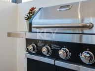 Villa for sale in El Paraiso, Estepona