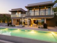 Villa for sale in Los Flamingos, Benahavis