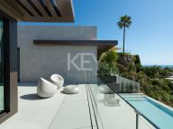 Villa for sale in Los Flamingos, Benahavis
