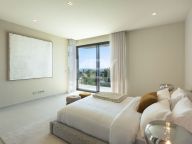 Villa for sale in Los Flamingos, Benahavis