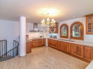 Villa for sale in Rio Real, Marbella East