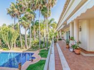 Villa for sale in Rio Real, Marbella East
