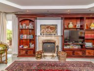 Villa for sale in Rio Real, Marbella East