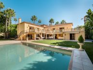 Villa en venta en Nueva Andalucia