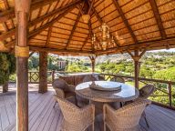 Villa for sale in Rio Real, Marbella East