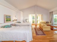 Villa for sale in Rio Real, Marbella East