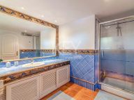 Villa for sale in Rio Real, Marbella East