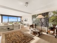 Апартамент на продажу в Пуэрто Банус