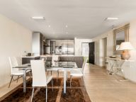 Апартамент на продажу в Пуэрто Банус