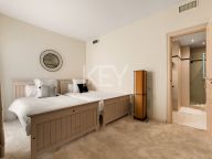 Апартамент на продажу в Пуэрто Банус