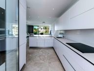 Town House for sale in Rio Real, Marbella East