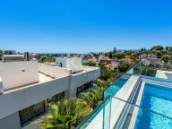 Town House for sale in Rio Real, Marbella East