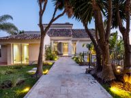 Вилла на продажу в Новая Андалусия