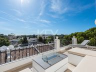 Спаренный дом на продажу в Aloha Gardens, Новая Андалусия