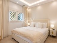 Спаренный дом на продажу в Aloha Gardens, Новая Андалусия