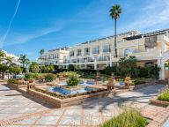 Спаренный дом на продажу в Aloha Gardens, Новая Андалусия