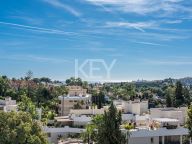 Спаренный дом на продажу в Aloha Gardens, Новая Андалусия